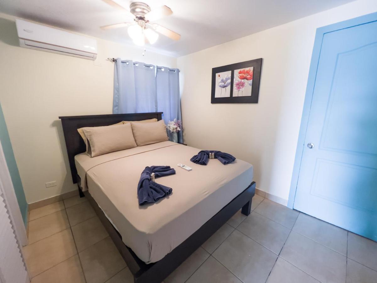 Aqua Lounge Hostel Bocas Town Luaran gambar