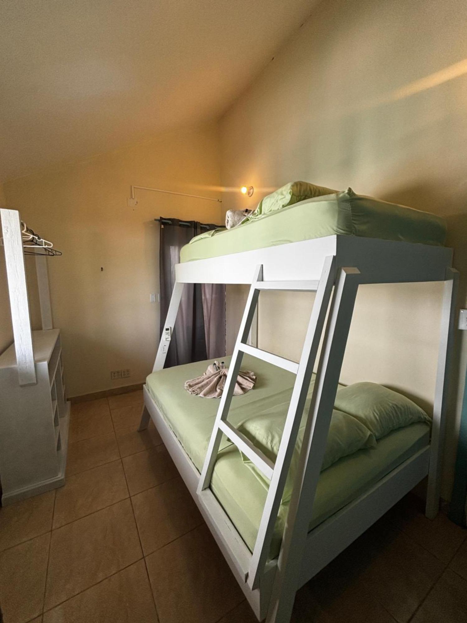 Aqua Lounge Hostel Bocas Town Luaran gambar